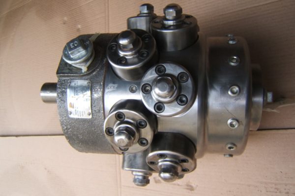 15 a RACINE Pompe type C 11 14 pistoni reconditioned